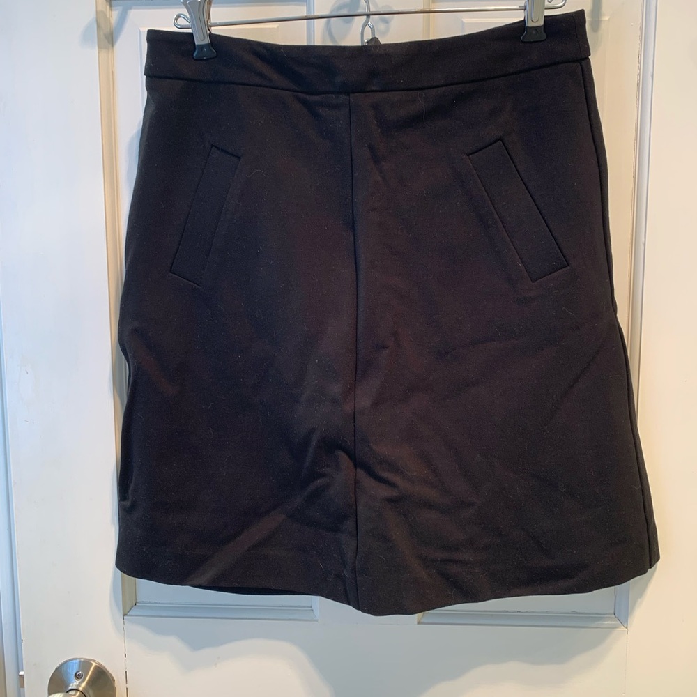 Stretchy black pencil skirt